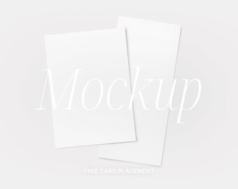 Mockupkaart 4x9 en 5x7 Kaart Mockup Twee Formaten Lege Kaart Sjabloon Eenvoudige Witte Achtergrond Menukaart Mockup Effen