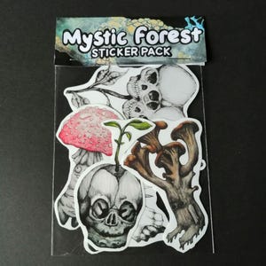 Pack d'autocollants de forêt mystique - vinyles de champignons magiques, fantaisie sombre, art effrayant et mignon, amoureux de la nature, cadeaux champignons, décoration végétale, crânes, gothique