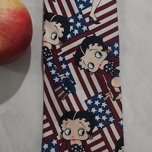 Betty Boop Patriotic necktie. Fun US flag and  cartoon tie. used.