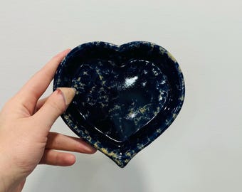 Vintage Bennington Vermont Pottery Blue Spongeware Heart-Shaped Dish