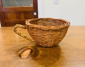 Vintage Wicker Teacup Basket