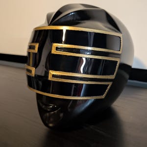 Złoty hełm Zeo Ranger (Cosplay)