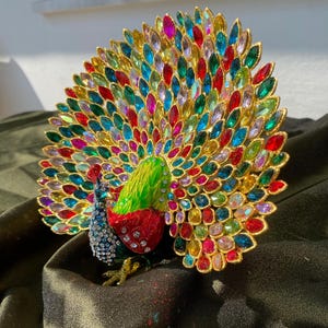 Handmade peacock,Handmade Peacock Figurine with Crystal StonesHome Decor,Home Gift