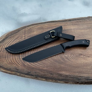 4 mm hunting knife with black finish , bushcraft knife , 4 mm survival knife , camping knife with walnut handle , knife with sheath