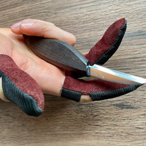 Cherry Suede Leather Finger Protectors: Wood Carving Thimbles, Men&#39;s Size (3 Piece Set)