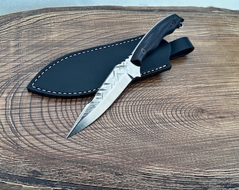 Forged Carbon Steel Tactical Knife: Walnut Handle, Camping Survival