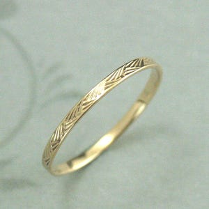 Vintage Style Ring Detailed Ring 14K Gold Ring Patterned Gold Ring Brush Strokes Band Women&#39;s Wedding Ring Pattern Band Gold Wedding Band