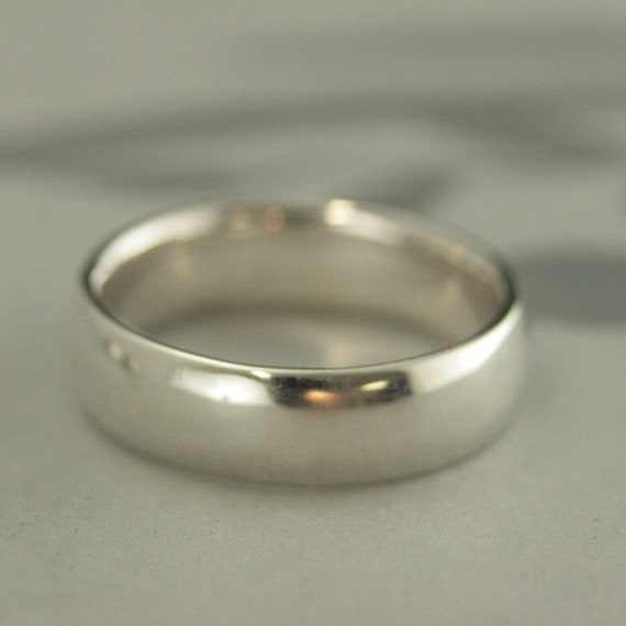 Plain silver sale mens wedding band