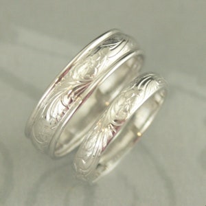 14K Gold Wedding Band Set His and Hers Gold Rings Neoclassic Floral and Swirl Design Vintage Style Rings Gold Wedding Ring Set for Couple
