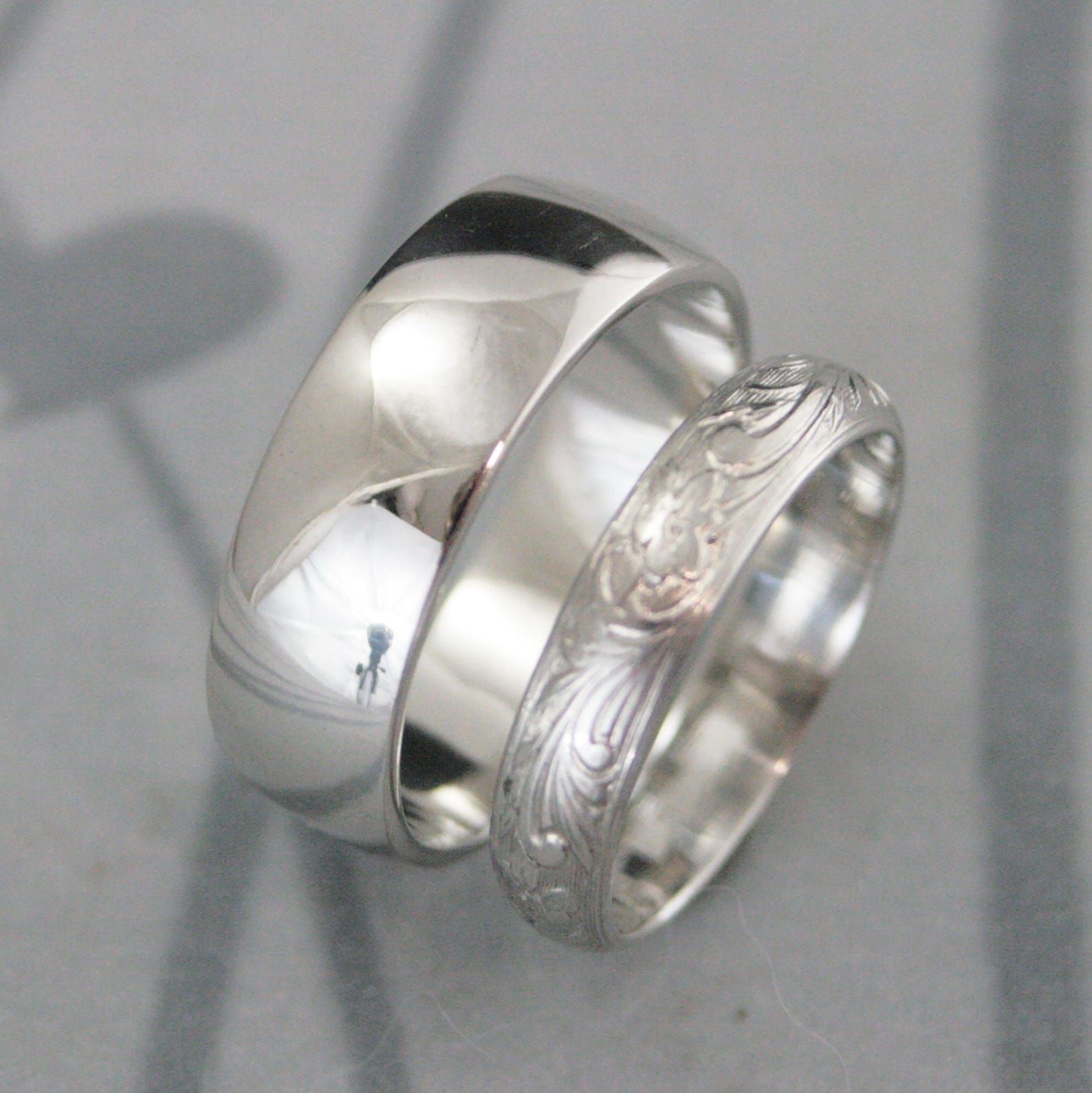 Platinum Wedding B
and Set His and Hers Rings Solid Platinum Wedding