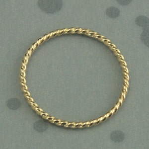 Gold Rope Band Women's Thin Band 18K Yellow Gold Twist Ring Thin Twist Pattern Band Handmade in Solid 18K Yellow Gold Stacking Ring