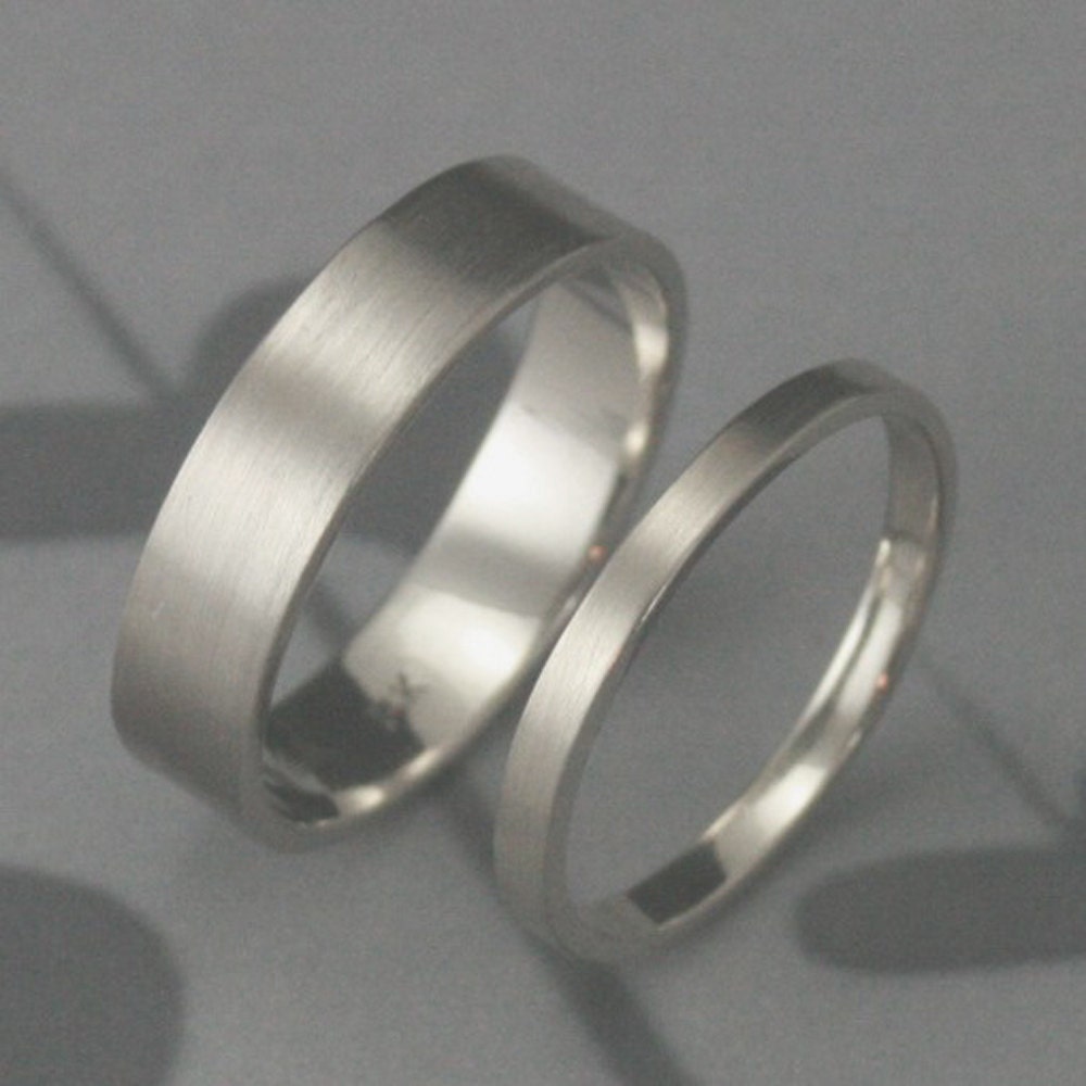 Solid 14K Gold Straight and Narrow Wedding Band SetFlat Edge Etsy