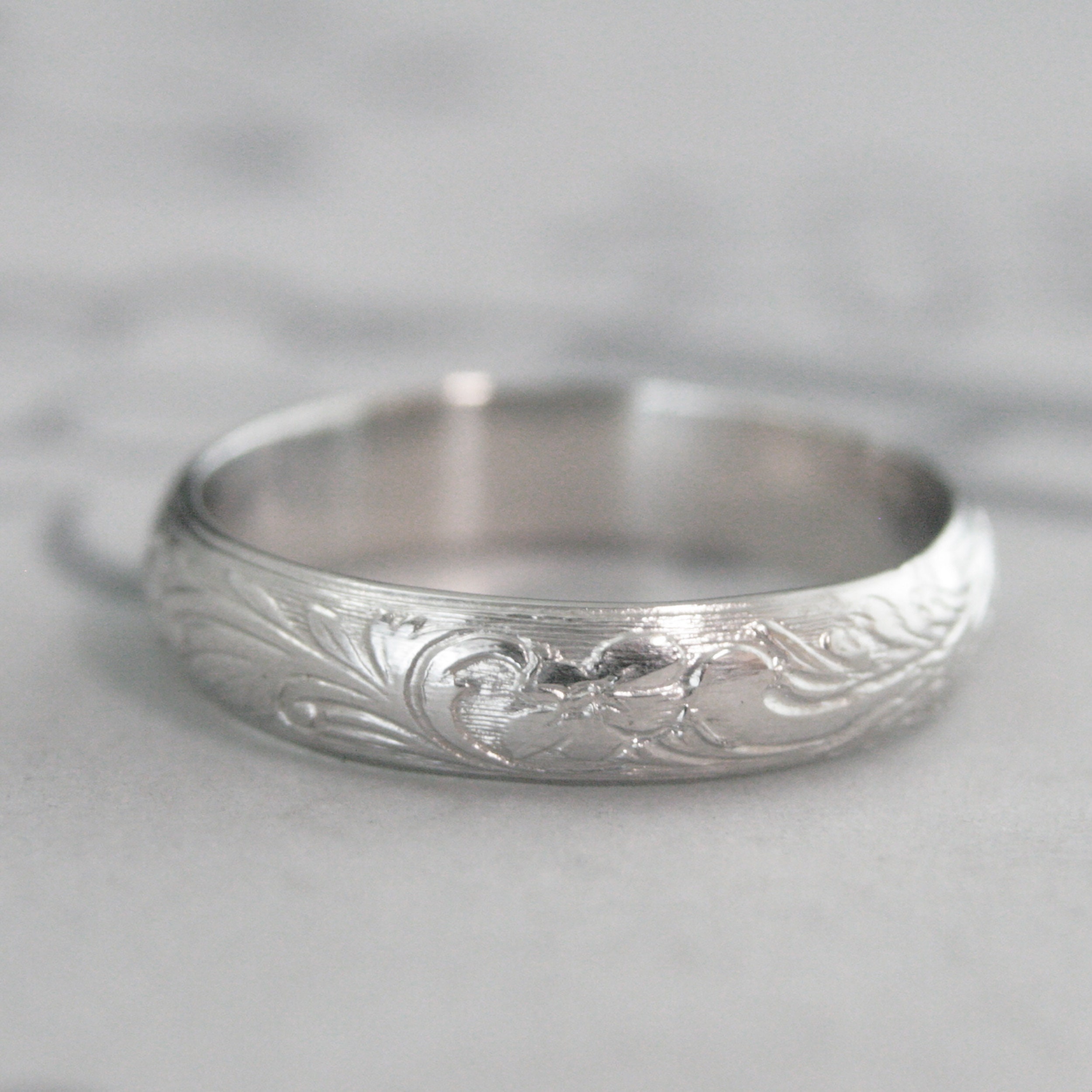 Platinum Neoclassic Ring Platinum Floral Ring Platinum Platinum Neoclassic Ring Platinum Floral Ring Platinum