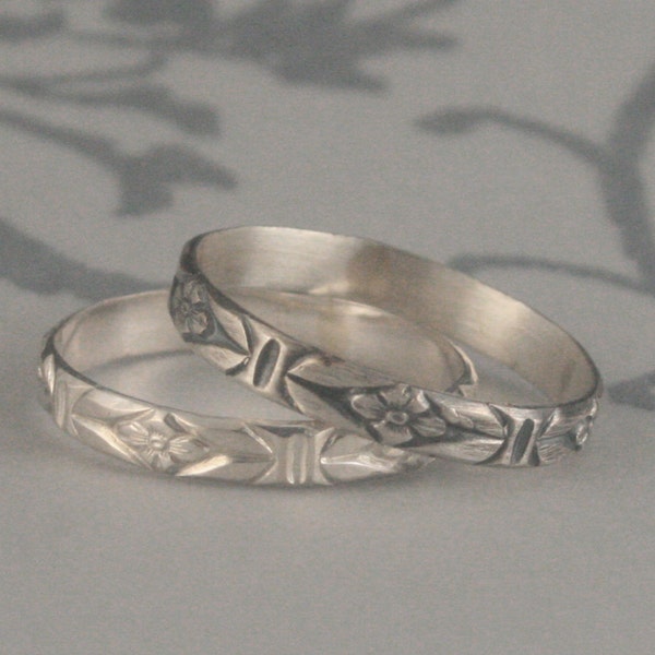 Antique Style Ring Romance in the Garden Sterling Silver Wedding Band Stacking Ring Patterned Silver Ring Flower Band Vintage Style Ring