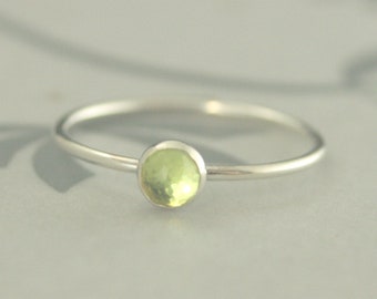 Peridot Stacking Ring Gem Candy 4mm Rose Cut Peridot Ring Solid Sterling Silver Gift for Her August Birthstone Ring Green Stone Ring Bezel