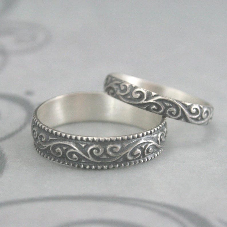 Anillos de estilo vintage, conjunto de boda Flourish, alianzas de plata, anillo de boda para hombre, alianza de boda para mujer, anillos de promesa para él y para ella, plata. imagen 4