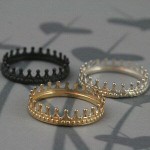 Black and Sterling Silver Crown Band SETCheck MateCrown RingQueen and King Wedding Band Set image 4