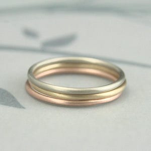 14K ロールミー ラウンド ソリッドゴールドバンド 3本セット ソリッド14Kゴールド フルラウンド 16ゲージバンド 1.25mm イエロー、ホワイト、ローズゴールドの3色セット ゴールド