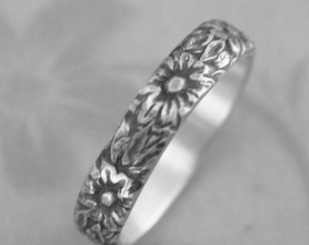 Flower Garden Ring Silver Wedding Band Romantic Floral Ring Victorian Style Wedding Ring Silver Band for Him or Her Flower Design Ring