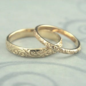 Patterned Wedding Band Set Vintage Style Wedding Rings His and Hers Set Antique Style Rings 14K Gold Rococo Flourish Set His and Hers Bands