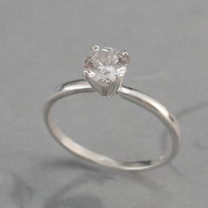 Effen Jane faux diamanten verlovingsring--zilveren verlovingsring--tanden set ring--verlovingsring zirkonia