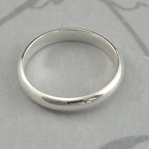 Plain Silver Ring Simple Silver Band 3mm Wide Ring Simple Wedding Band Plain Silver Ring Silver Half Round Band Mens Wedding Ring Womens