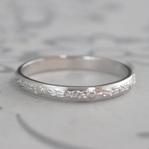 Platinum Wedding Ring Women&#39;s Platinum Band Floral Monet Ring Embossed Flower Ring Women&#39;s Platinum Wedding Band Vintage Style Ring