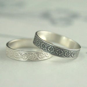 Silver Wedding Band--Marigold--Floral Wedding Band--Antique Style Ring--Antique Style Band--Vintage Style Ring--Flower Ring--Vintage Band