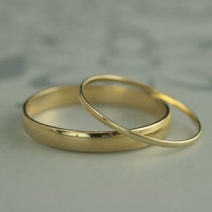 18K Wedding Ring Set His and Hers Bands 3mm Wide Band 1mm Thin Ring 18K Wedding Rings Men's Wedding Band Women's Wedding Ring 18K Thin Rings