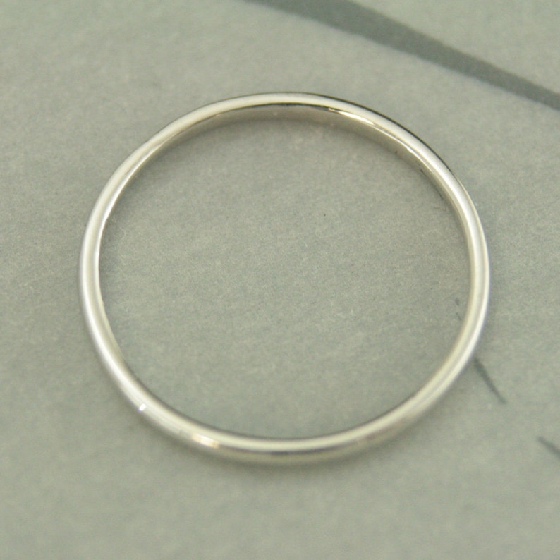 Thin Platinum Ringsolid Platinum 1.5mm by 1mm Rounded - Etsy