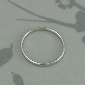Thin Platinum Ringsolid Platinum 1.5mm by 1mm Rounded Traditional ...