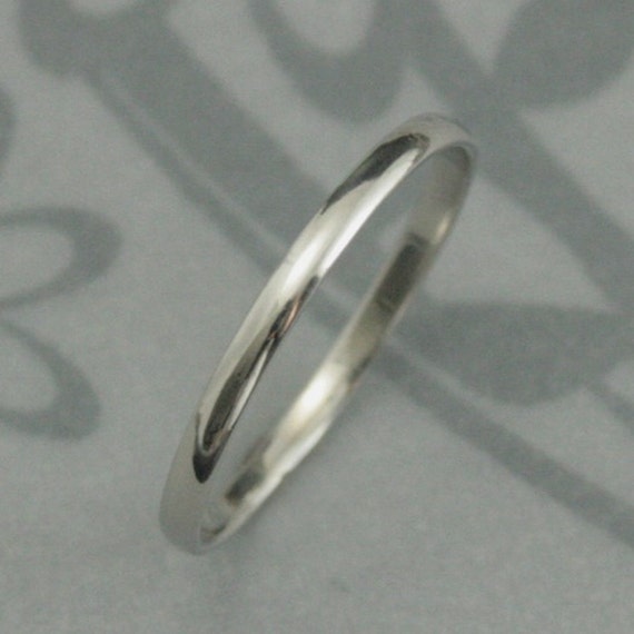 Thin platinum wedding band online