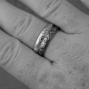 Antique Style RingGoing Baroque BandVintage Design RingPatterned BandSterling Silver Wedding RingVine Band-Leaf Ring-Stacking Ring image 2