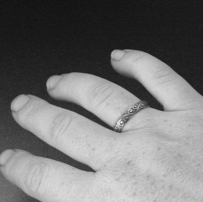 push present initial ring