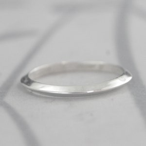 Knife Edge Band Sterling Silver Saturn Ring Triangular Band Knife Edge Ring Solid 925 Sterling Silver Recycled and Handmade Blazer Arts image 6