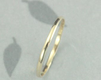 Thin Gold Wedding Band 10K Gold Ring 1.5mm Wedding Ring Skinny Minnie Half Round Band Thin Ring Spacer Ring Stacking Ring Thin Gold Ring