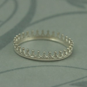 Sterling Silver Princess Crown Ring--Crown Wedding Band--Crown Stacking Ring--Choice of Polished or Oxidized Silver