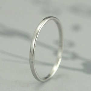 Dunne platina ring massief platina 1,5 mm x 1 mm afgeronde traditionele band dunne platina band platina tussenring platina trouwring