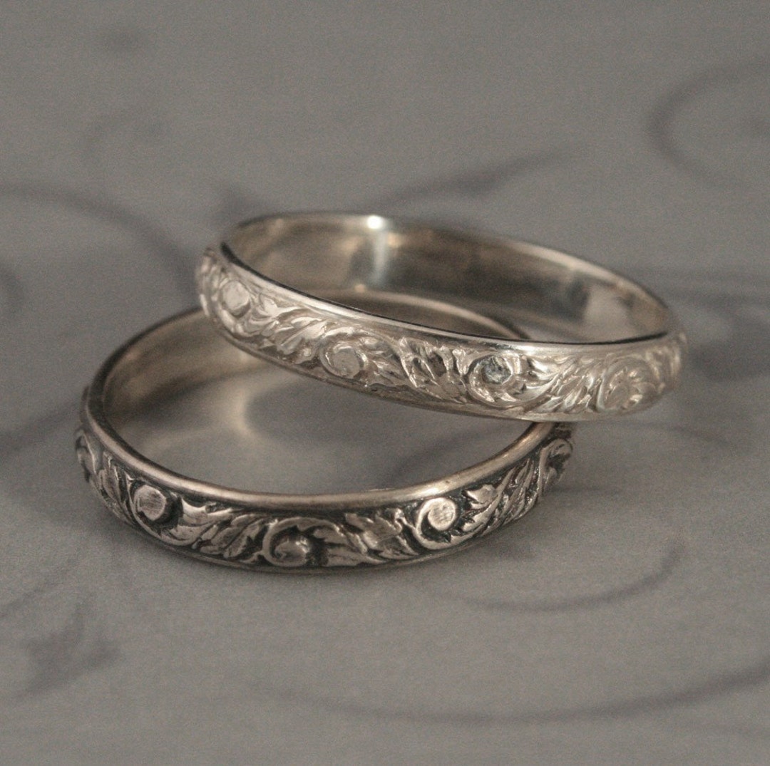 Antique Style Ring Going Baroque Band Vintage Design Ring Antique Style Ring Going Baroque Band Vintage Design Ring