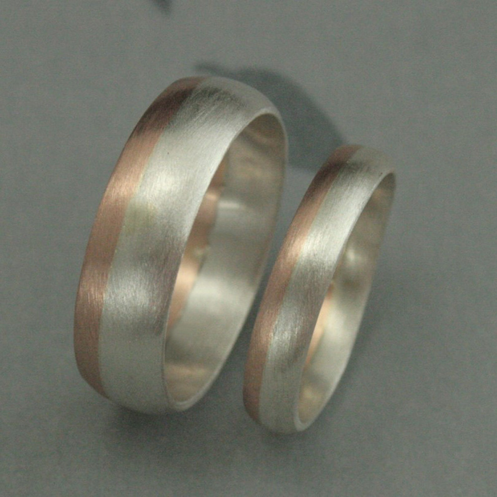 Modern Rounded Two Tone Wedding Band Set Bimetal Wedding Ring Etsy UK