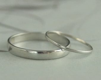 Platinum Wedding Set~His and Hers Bands~His and Hers Rings~Platinum Band Set~Platinum Ring Set~Traditional Wedding Set~Thin Wedding Bands