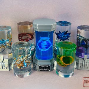 Artifact Container Lampe V2 - STALKER Inspiriertes LED Licht - Cosplay, Gamer, Austauschbare Farben, Resin Artefakt, USB, Austauschbar, Chernobyl