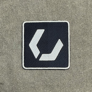 8 x 8 cm / 3.1×3.1 in Gesticktes taktisches Emblem, Aufnäher zum Aufbügeln oder Klettverschluss, Gamer Geschenk Uniform