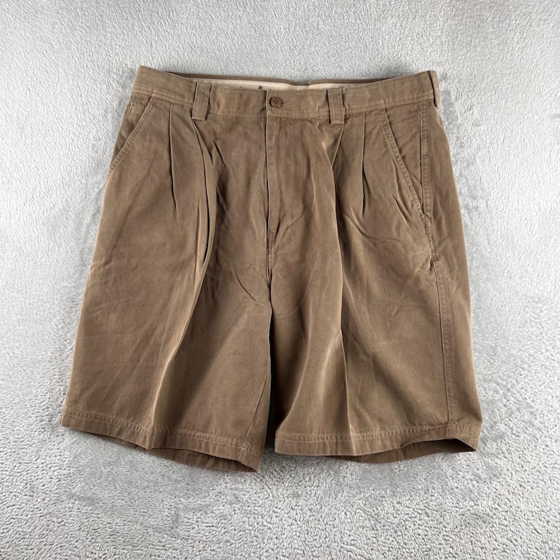 Tommy Bahama Mens 36 Pleated Chino Shorts Khaki Tan Tencel Cotton Blend Relaxed image 1
