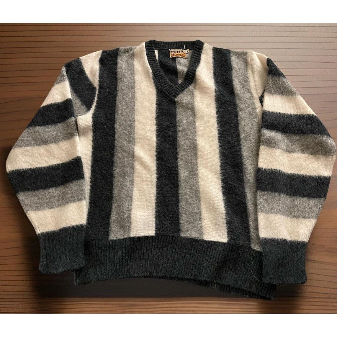 Campus Sweater - Etsy