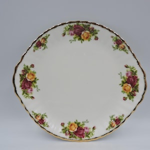 Royal Albert Old Country Roses Round Handled Tray