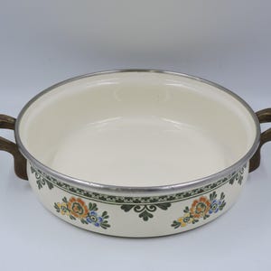 Villeroy & Boch vintage enamel casserole pot