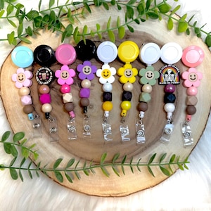 Silicone retractable beaded badge reel, beaded keychain, nursing badge reel, custom Keychain, bracelet keychain,  ID holder, gift