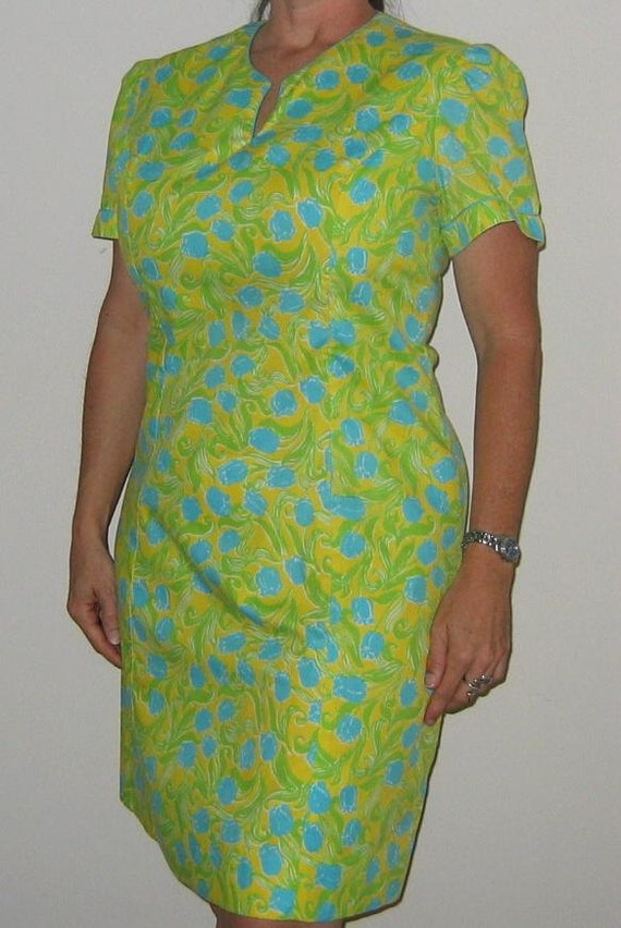 Vintage The Lilly Dress Blue Tulips on Yellow Lil… - image 2