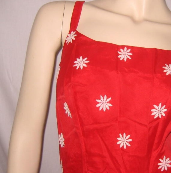 Vintage Red Dress Daisy Appliqued Bodice Gem